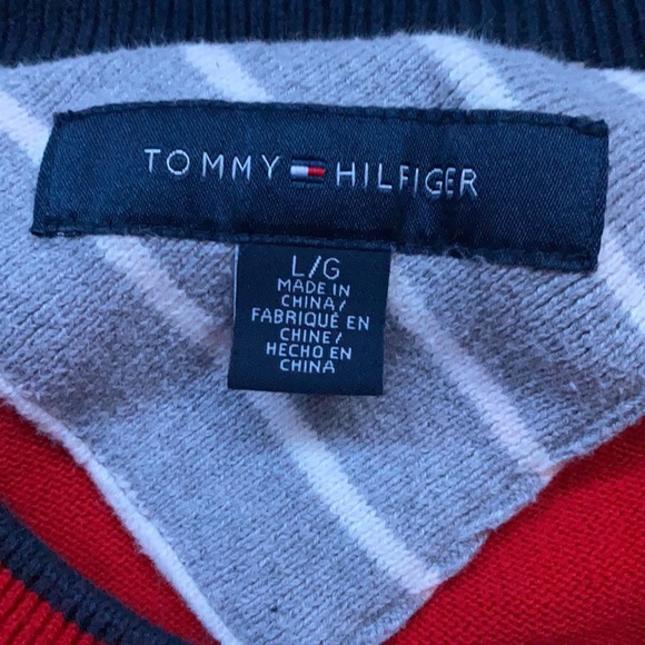 Used Tommy Hilfiger Sweater - Picture 2 of 4